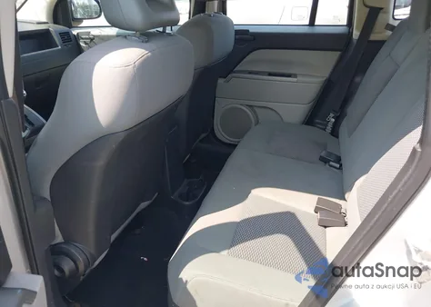 2007 Jeep Compass Sport из США, поврежденный, VIN 1J8FF47W97D383412